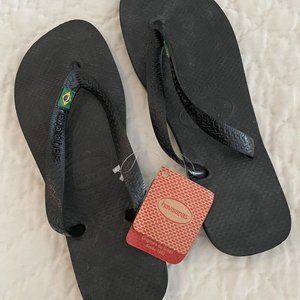 Havaianas Black and Green Sandals Comfortable and Stylish